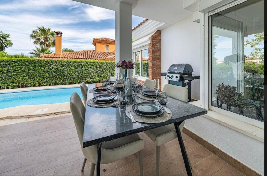 Villa Benalmadena, Av. Del Higueron Kültér fotó
